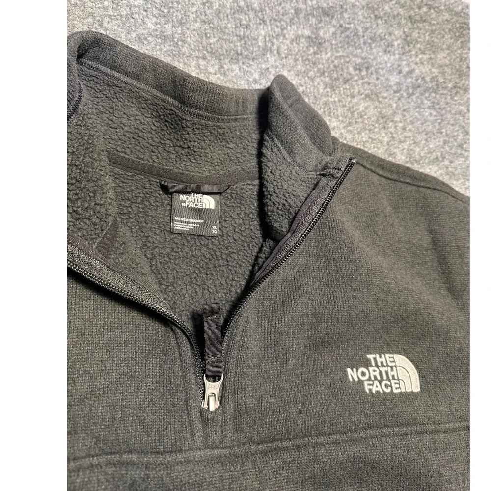 The North Face Mens XL Quarter Zip Fleece Pullover Sweater Charcoal Grey Heather